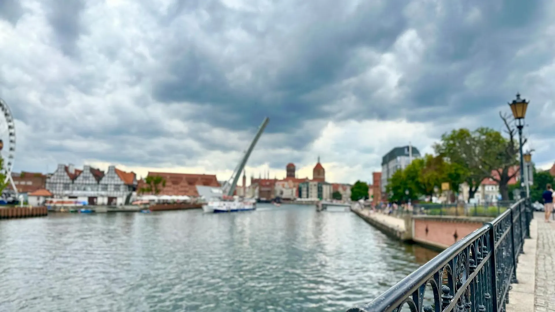 Mmrent Rose Room Gdańsk Rum i privatbostad